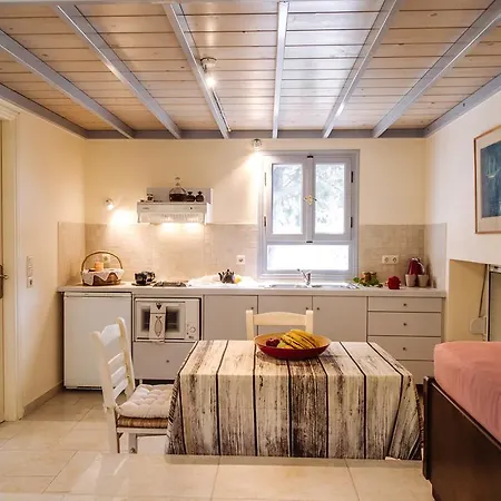Margouno Eco Holiday home Engares