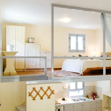 Margouno Eco Holiday home *